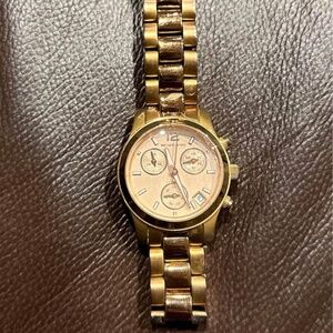 Michael Kors watch (rose gold)
